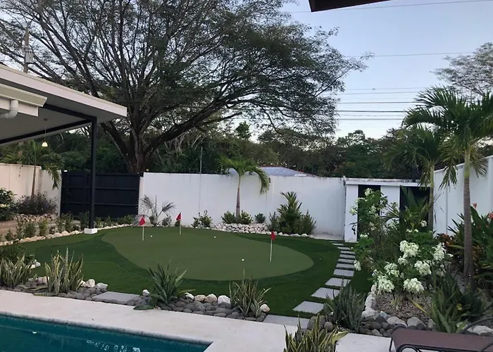 Villa Private With Pool, Foosball & Putting *
